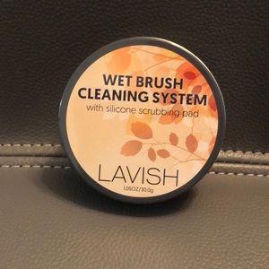 Lavish Wet Brush Cleaning System